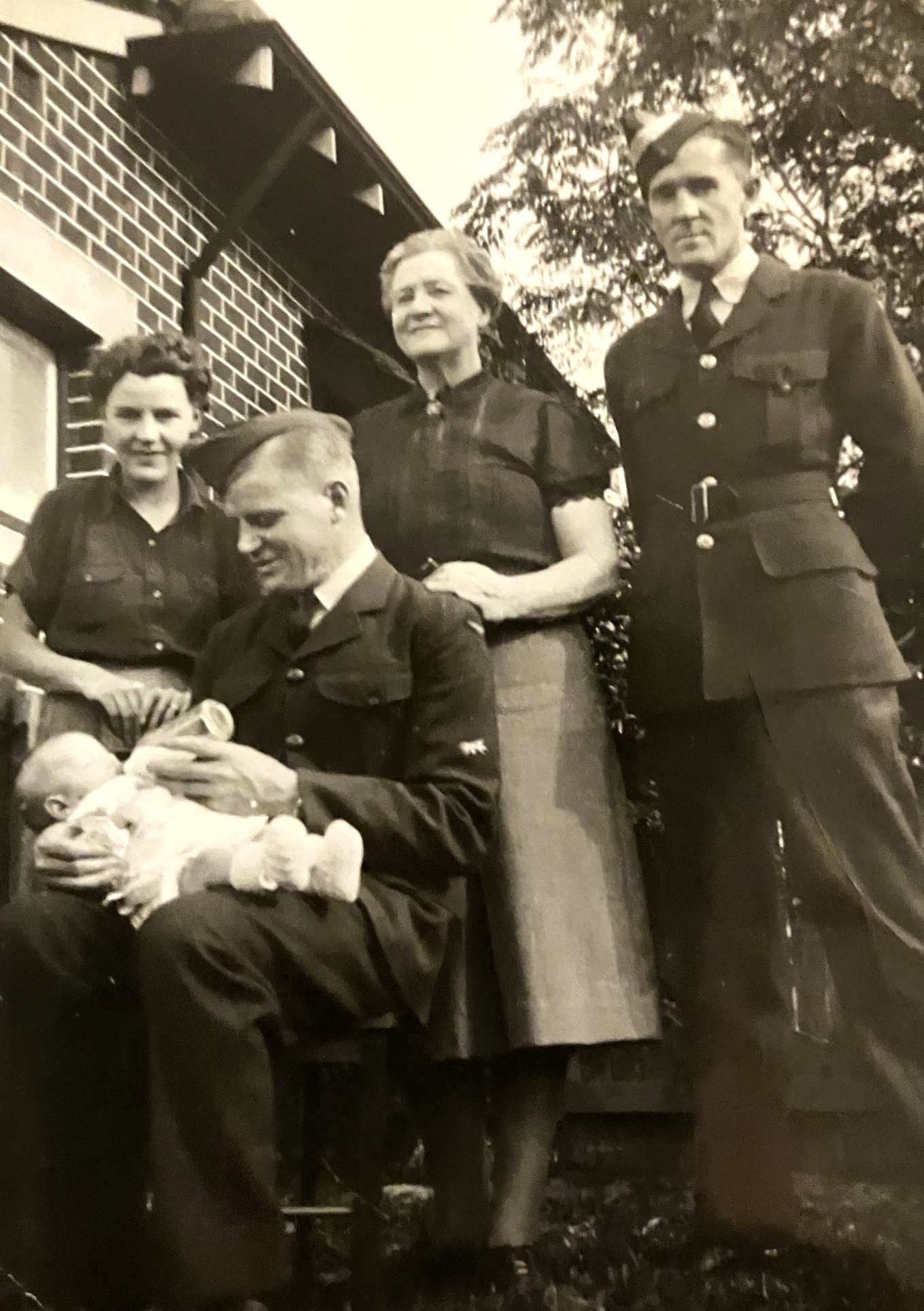 Marjorie, Brian Sheridan & Margaret Mary Buzzard, Skip & baby Tony